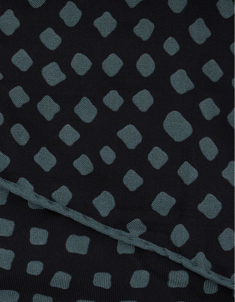 Black foulard in patterned viscose