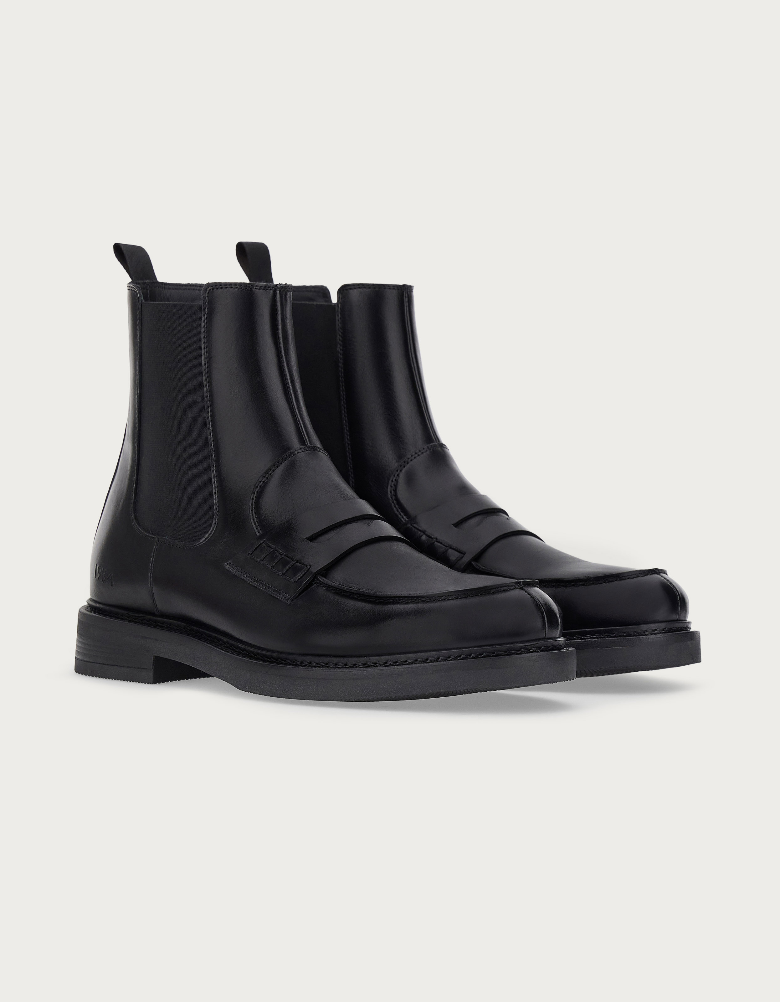 Smooth black calfskin beatle boots for men - Canali US